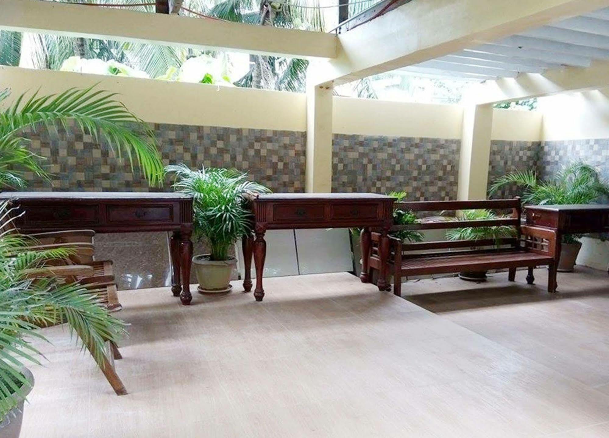 Lukay Las Brisas Balabag  Exterior foto